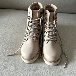 Women's Oasis Society Boots